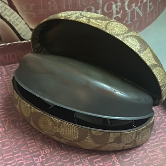 Coach Designer Black Sunglasses with Case